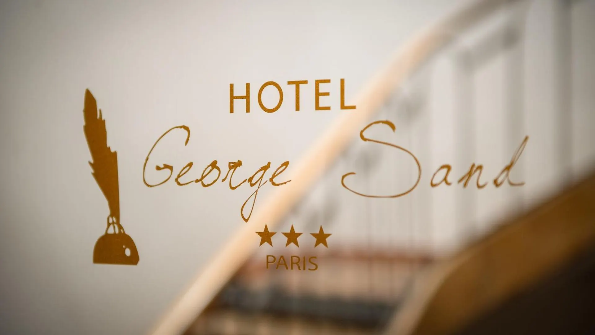 George Opera 3*
